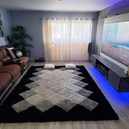 Fully Furnished, Beautiful, Spacious Two Bedroom Condo Lauderhill Luaran gambar