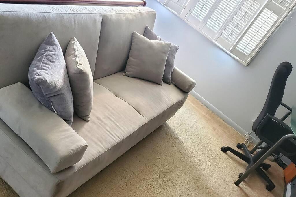 Fully Furnished, Beautiful, Spacious Two Bedroom Condo Lauderhill Luaran gambar