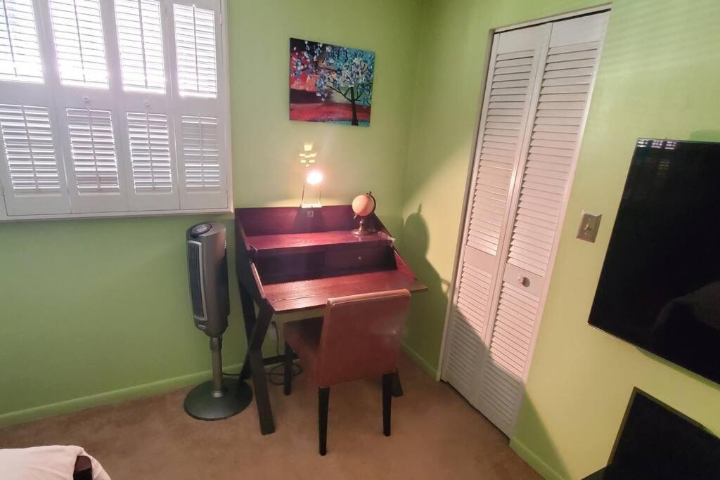 Fully Furnished, Beautiful, Spacious Two Bedroom Condo Lauderhill Luaran gambar